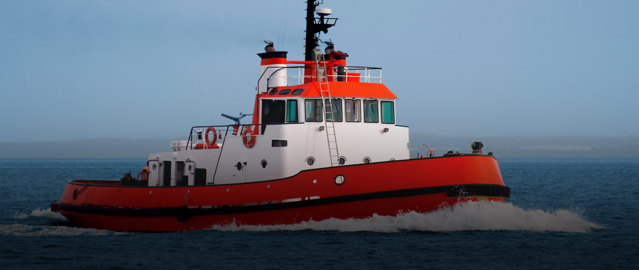 Tugboat underway at speed